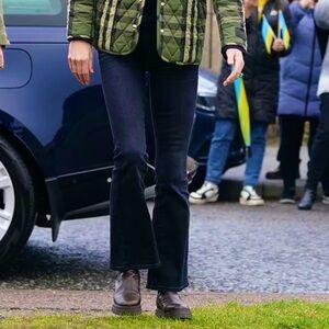 Mother Denim Weekender Jeans